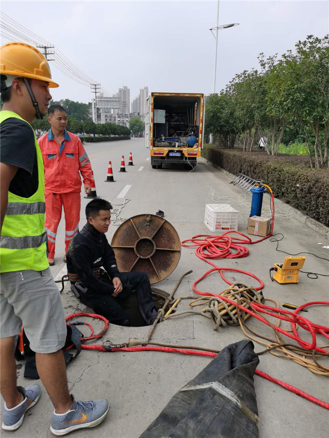 加茂镇翻衬法管道修复技术主要工序